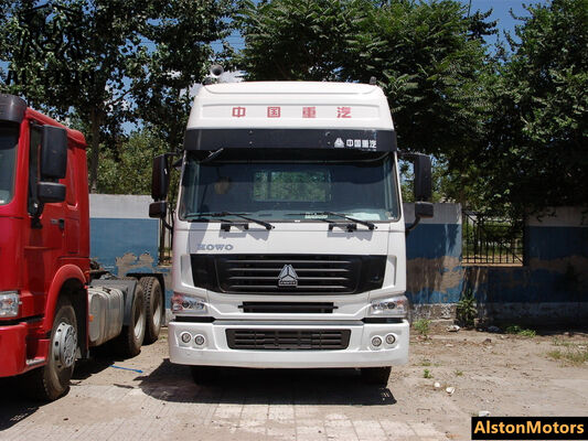 Nuevo camión tractor Sinotruk HOWO 290HP 4×2 con techo alto en venta en Uganda – Precio CIF Mombasa