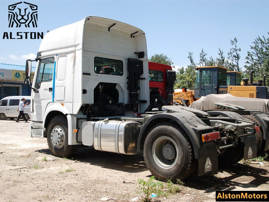 Nuevo camión tractor Sinotruk HOWO 290HP 4×2 con techo alto en venta en Uganda – Precio CIF Mombasa